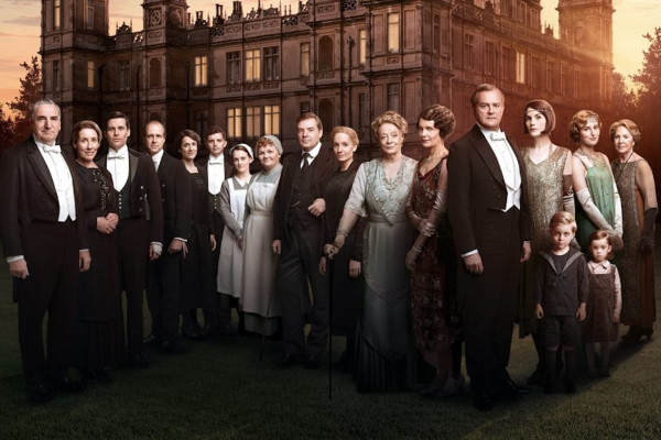 Downton Abbey Maggie Smith Michelle Dockery, Hugh Bonneville, Laura Carmichael, Jim Carter, Allen Leech, Elizabeth McGovern, Brendan Coyle, Joanne Froggatt, Rob James-Collier